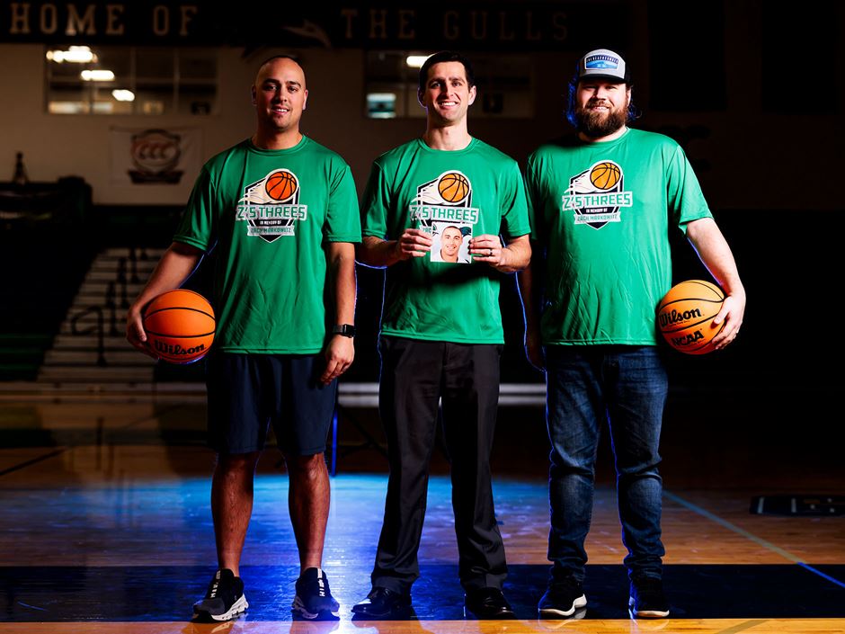 After the death of their good friend Zach Markowitz ’14, fellow Endicott College alumni Colin Sitarz ’12 M’13 and Adam Benoit ’12 founded Z’s Threes, a basketball competition to keep Markowitz’s memory and his love of basketball alive. 